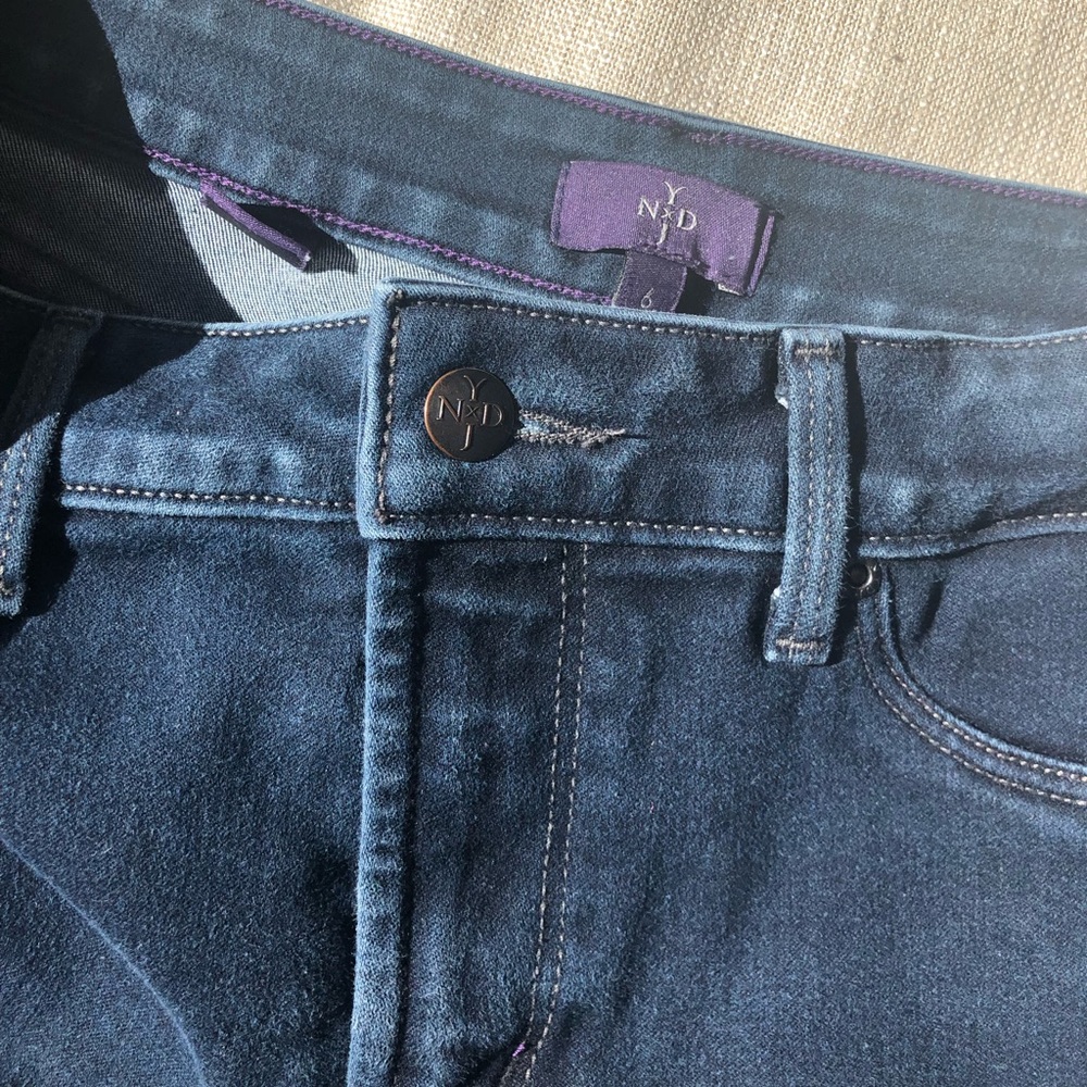 NYDJ size 6 denim legging dark wash